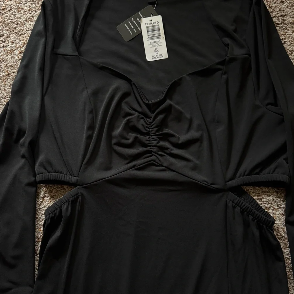 Torrid Black Cutout Maxi Dress Ruched Long Sleeve Bodycon NWT 00 - Picture 3 of 11